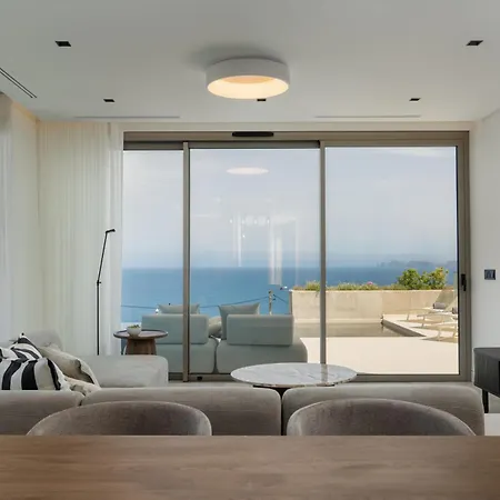 Villa Guindaste I By An Island