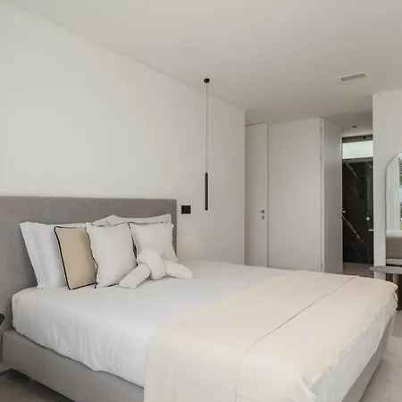 Guindaste I By An Island Вилла Sao Roque Do Faial