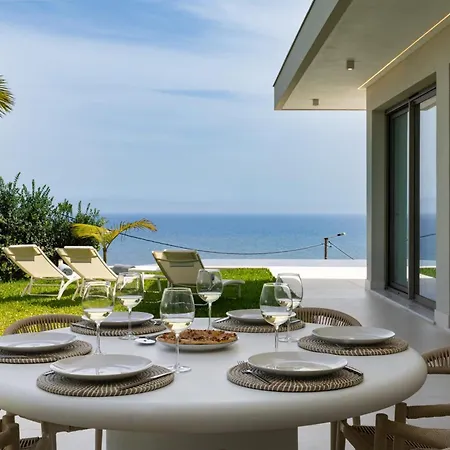 Guindaste I By An Island * São Roque do Faial